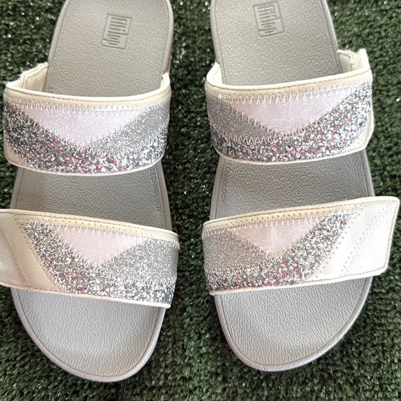 FitFlop Women's Mina Ombre Silver Glitter Slip on Slide Sandal, Adjustable Strap - Picture 2 of 12